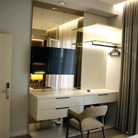 Monarch Hotel Elbasan