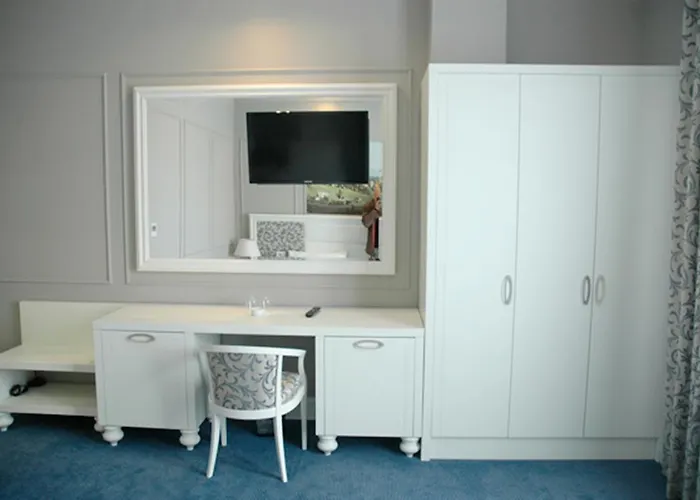 君主酒店 酒店 2*