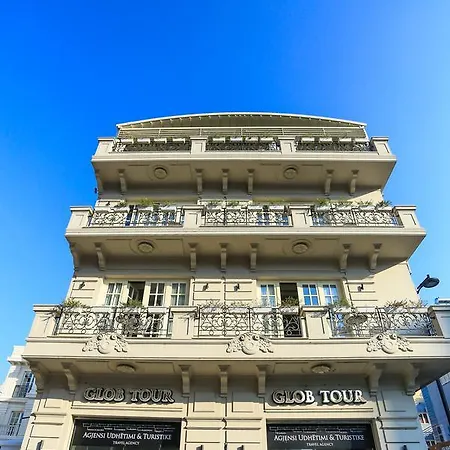 Hotel Monarch 2*